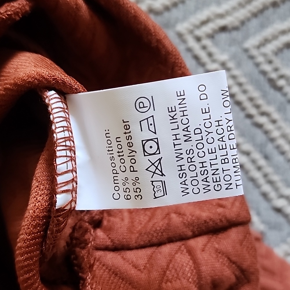 Elings Rust Pullover - Picture 6 of 6